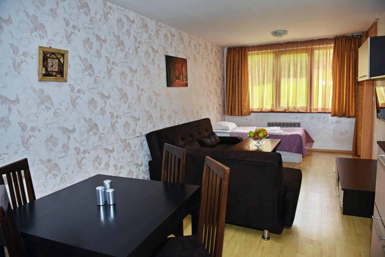 Aparthotel Forest Nook Pamporovo Ngoại thất bức ảnh